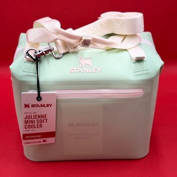 Stanley Julienne Pistachio Green Mini Cooler - Picture 3 of 13